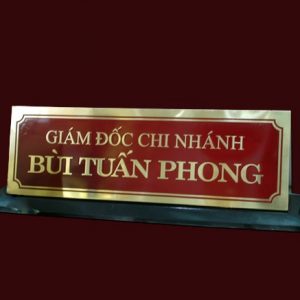  BIỂN CHỨC DANH ĐỂ BÀN